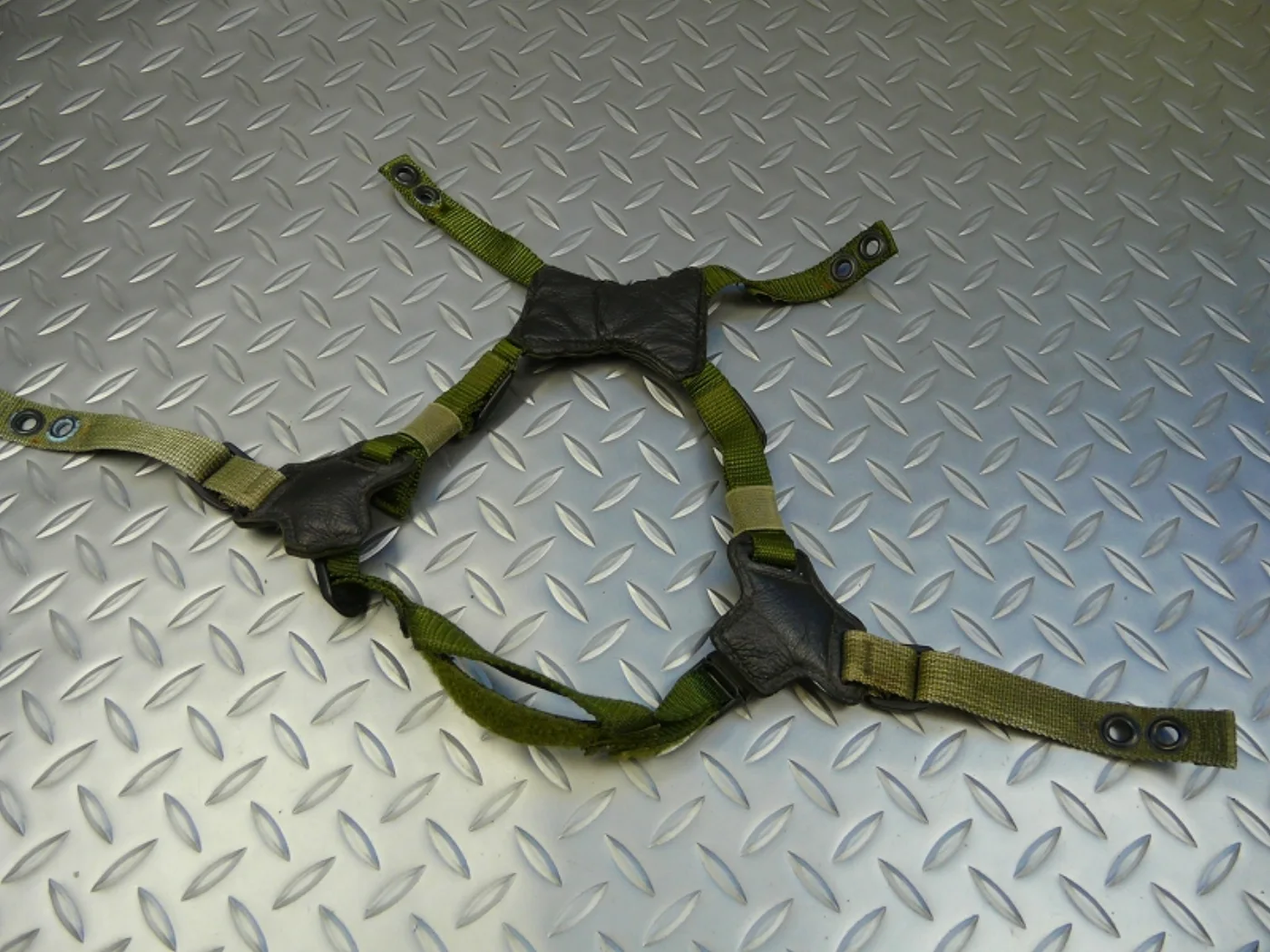 ミリタリーショップ 南国百貨店.COM|沖縄 USMC フリッツヘルメット用インナーパーツ [ZZ E-1098] - 記録写真4
