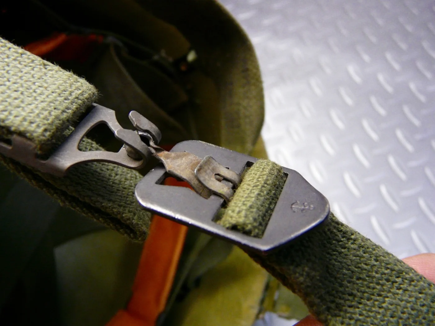 ミリタリーショップ 南国百貨店.COM|沖縄 M1スチールヘルメット [B-1092] - M1スチールヘルメット米軍放 記録写真8