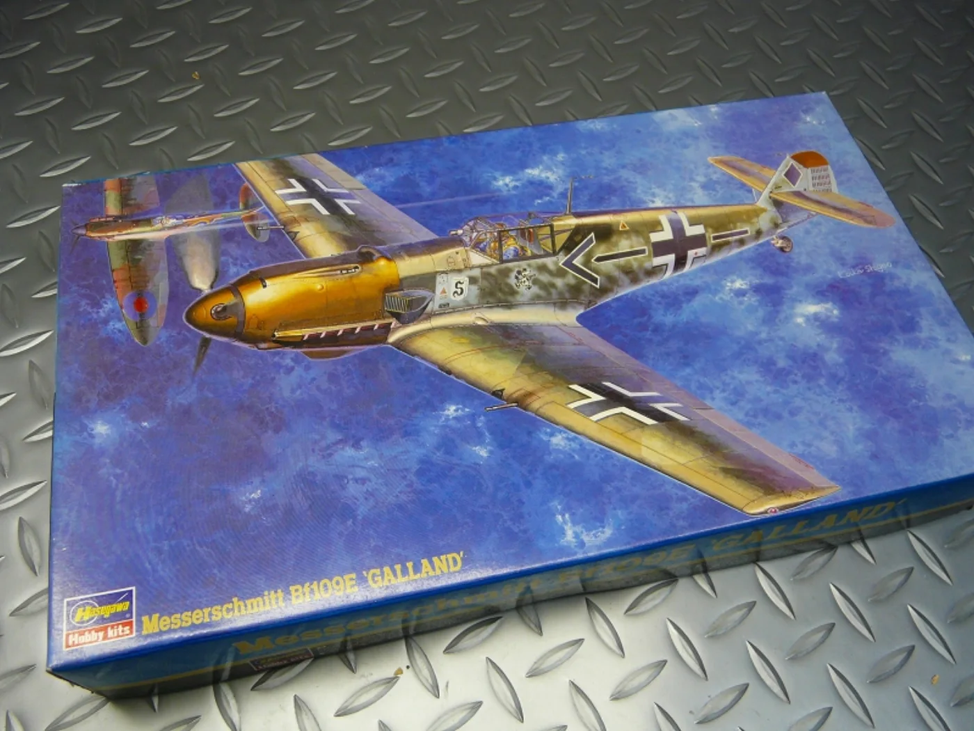 ミリタリーショップ 南国百貨店.COM|沖縄 戦闘機プラモデル Messershmitt Bf109E GALLAND 記録写真2