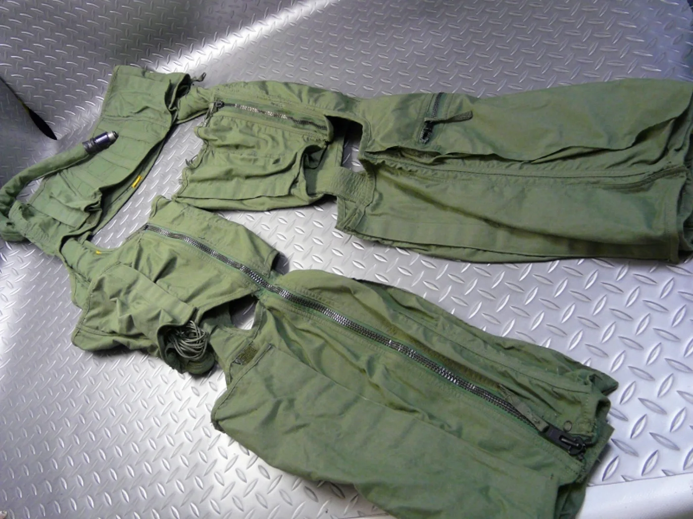 ミリタリーショップ 南国百貨店.COM|沖縄 Gパンツ ANTI-G GARMENT CSU-13B [B-1102] 記録写真5