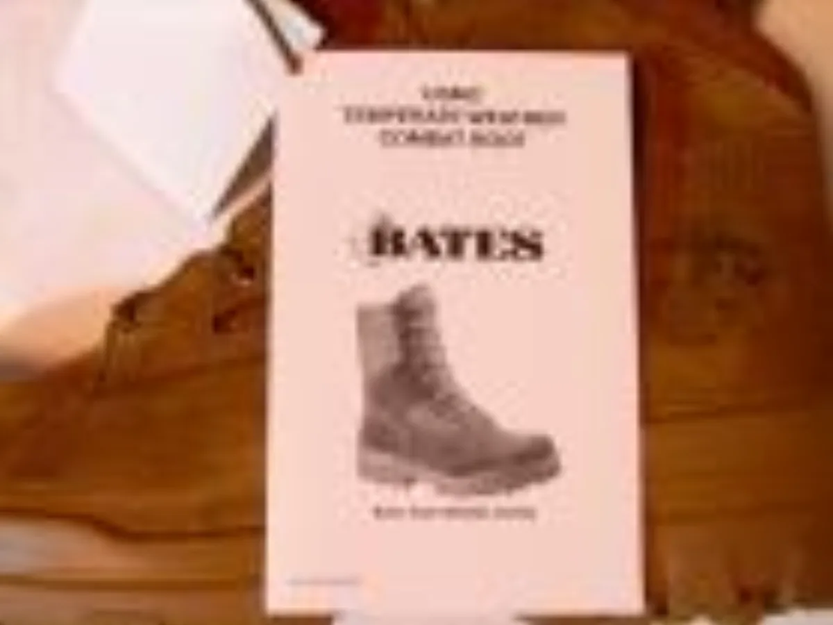 ミリタリーショップ 南国百貨店.COM|沖縄 ゴアテックス デザートブーツ BATES 10.5R 新品 [Z FK-3 記録写真1