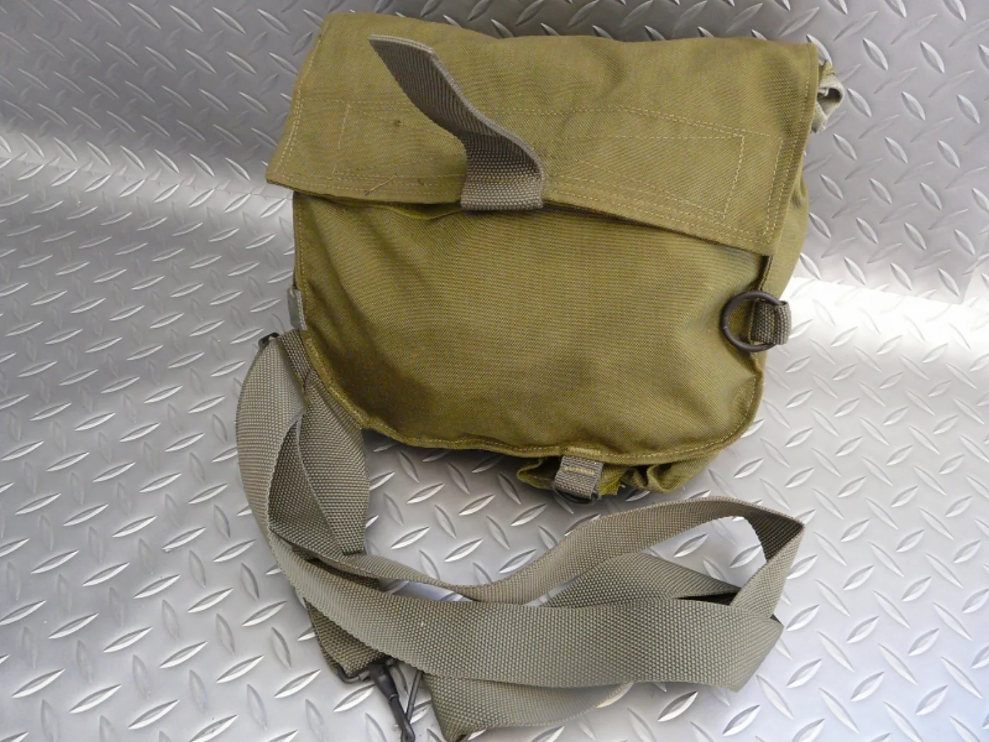 ミリタリーショップ 南国百貨店.COM|沖縄 M40 ガスマスク 米軍 [Z I-558] - M40 ガスマスク米軍放 記録写真5