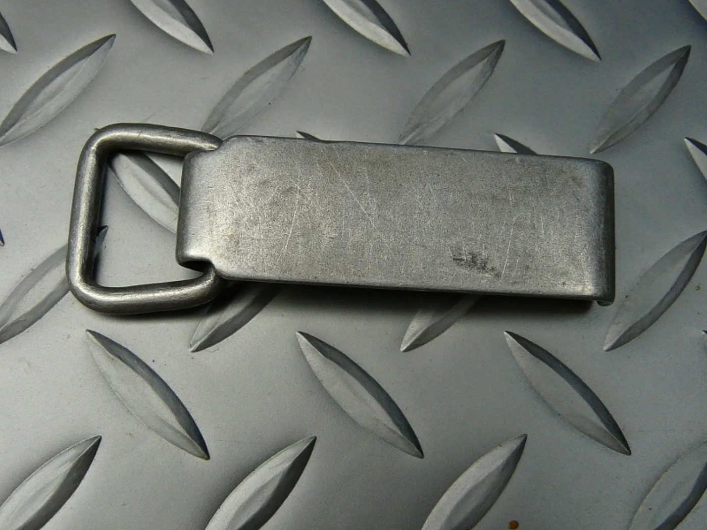 ミリタリーショップ 南国百貨店.COM|沖縄 M65ジャケット用フード 新品 [E-1049] - 米軍放出品M65ジャ 記録写真2