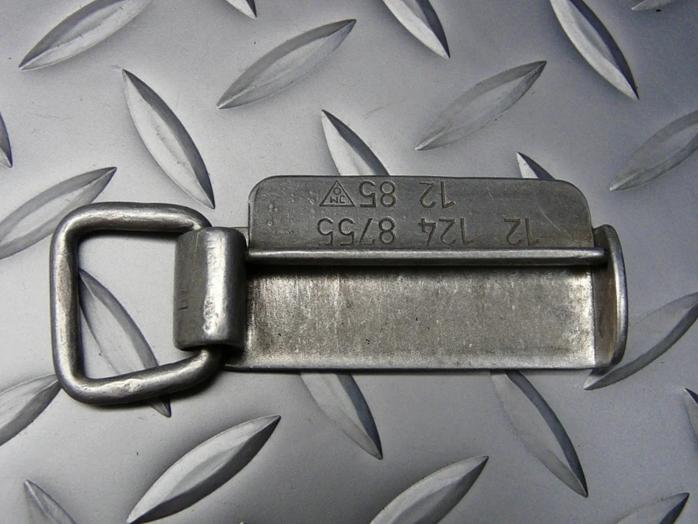 ミリタリーショップ 南国百貨店.COM|沖縄 M65ジャケット用フード 新品 [E-1049] - 米軍放出品M65ジャ 記録写真4