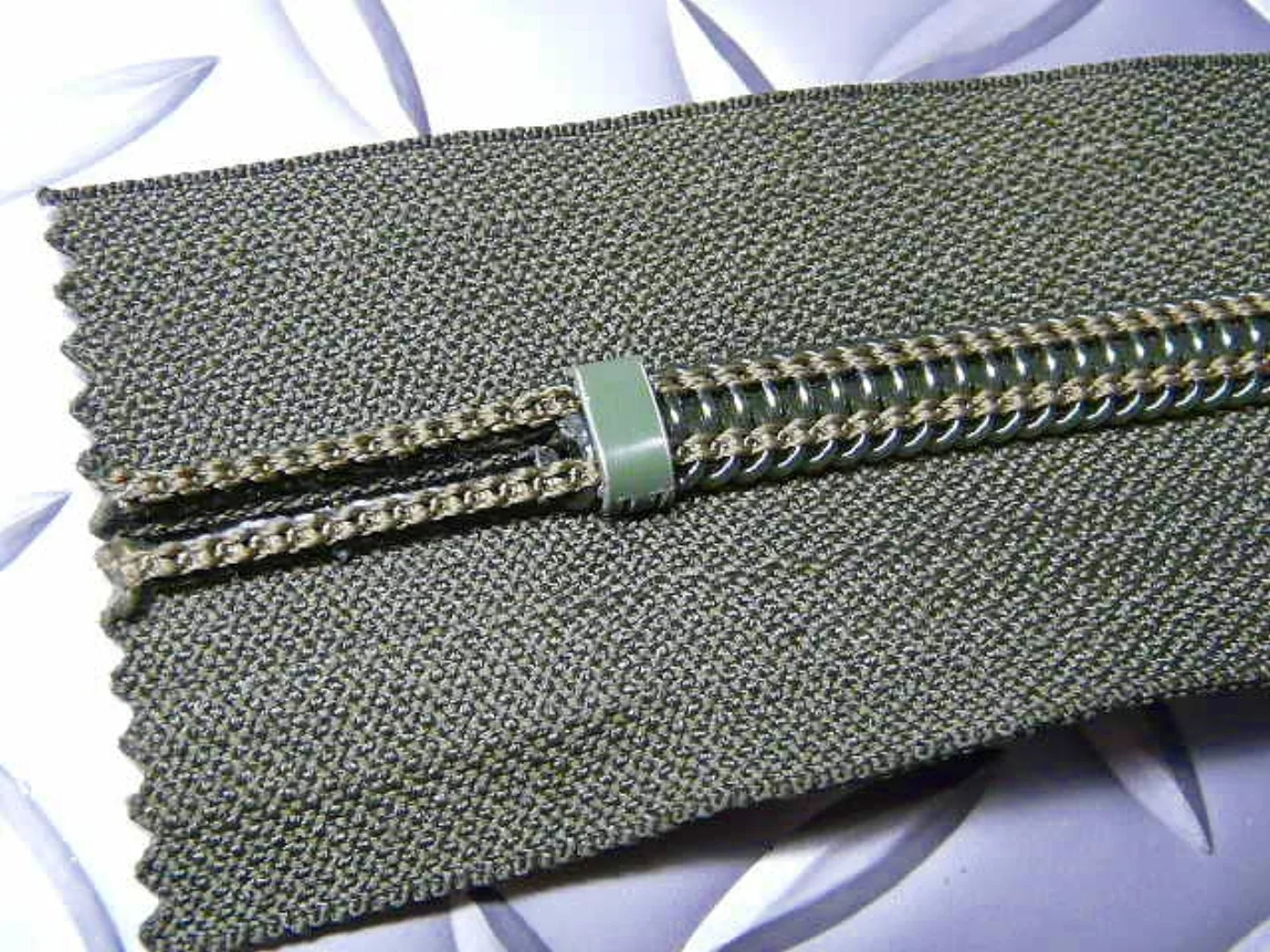 ミリタリーショップ 南国百貨店.COM|沖縄 ジッパー 補修用 77cm [Z D-1533] - ジッパー 補修用 7 記録写真4