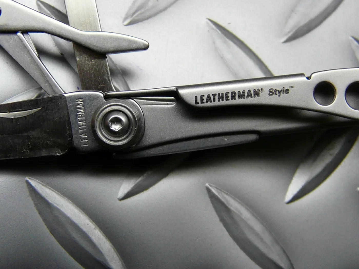 ミリタリーショップ 南国百貨店.COM|沖縄 LEATHERMAN ミニはさみ付きナイフ [Z D-1566] - LE 記録写真5