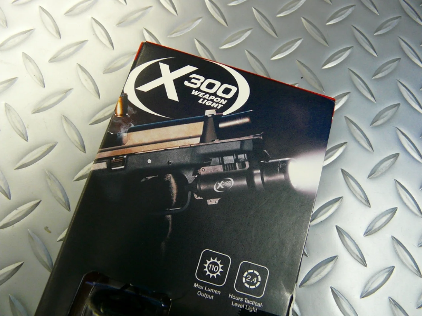 ミリタリーショップ 南国百貨店.COM|沖縄 SUREFIRE X300 ウエポンライト 新品 [ZZZ D-1416] 記録写真3