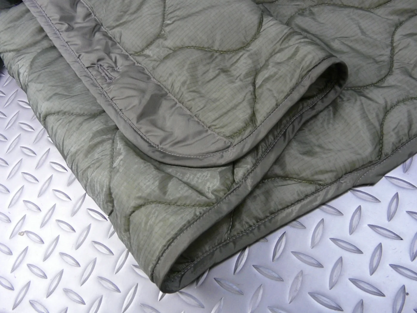 ミリタリーショップ 南国百貨店.COM|沖縄 ACU M65ジャケットライナー L 新品 [Z T-175] - ACU 記録写真7