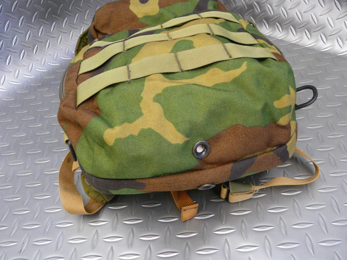 ミリタリーショップ 南国百貨店.COM|沖縄 CAMELBAG 水筒なし リュックサック [X-323] - CAMEL 記録写真5