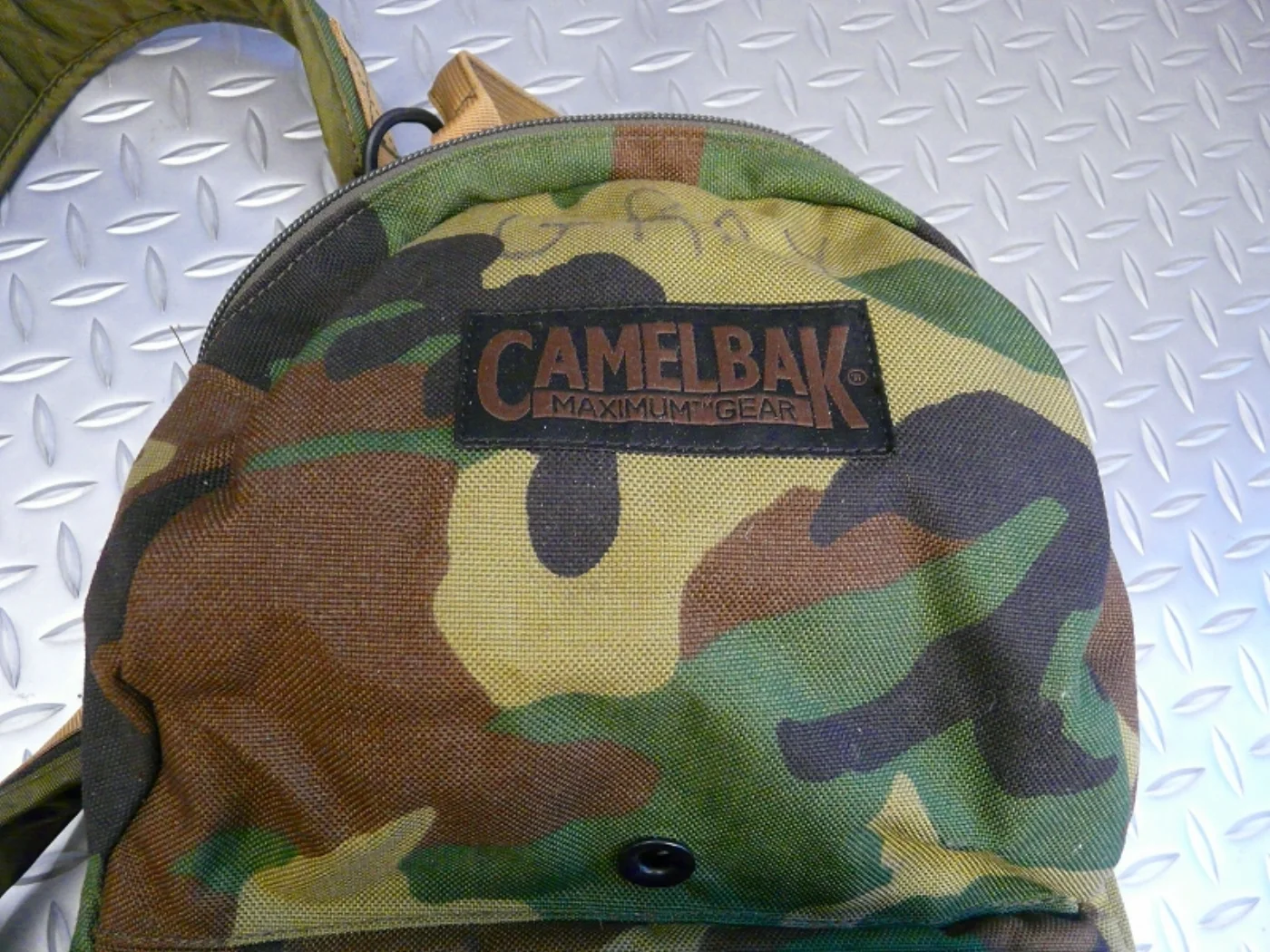 ミリタリーショップ 南国百貨店.COM|沖縄 CAMELBAG 水筒なし リュックサック [X-323] - CAMEL 記録写真7