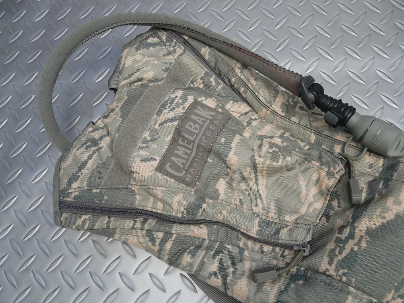 ミリタリーショップ 南国百貨店.COM|沖縄 USAF 空軍 エアフォース CAMELBAG レア！ [X-325] - 記録写真4