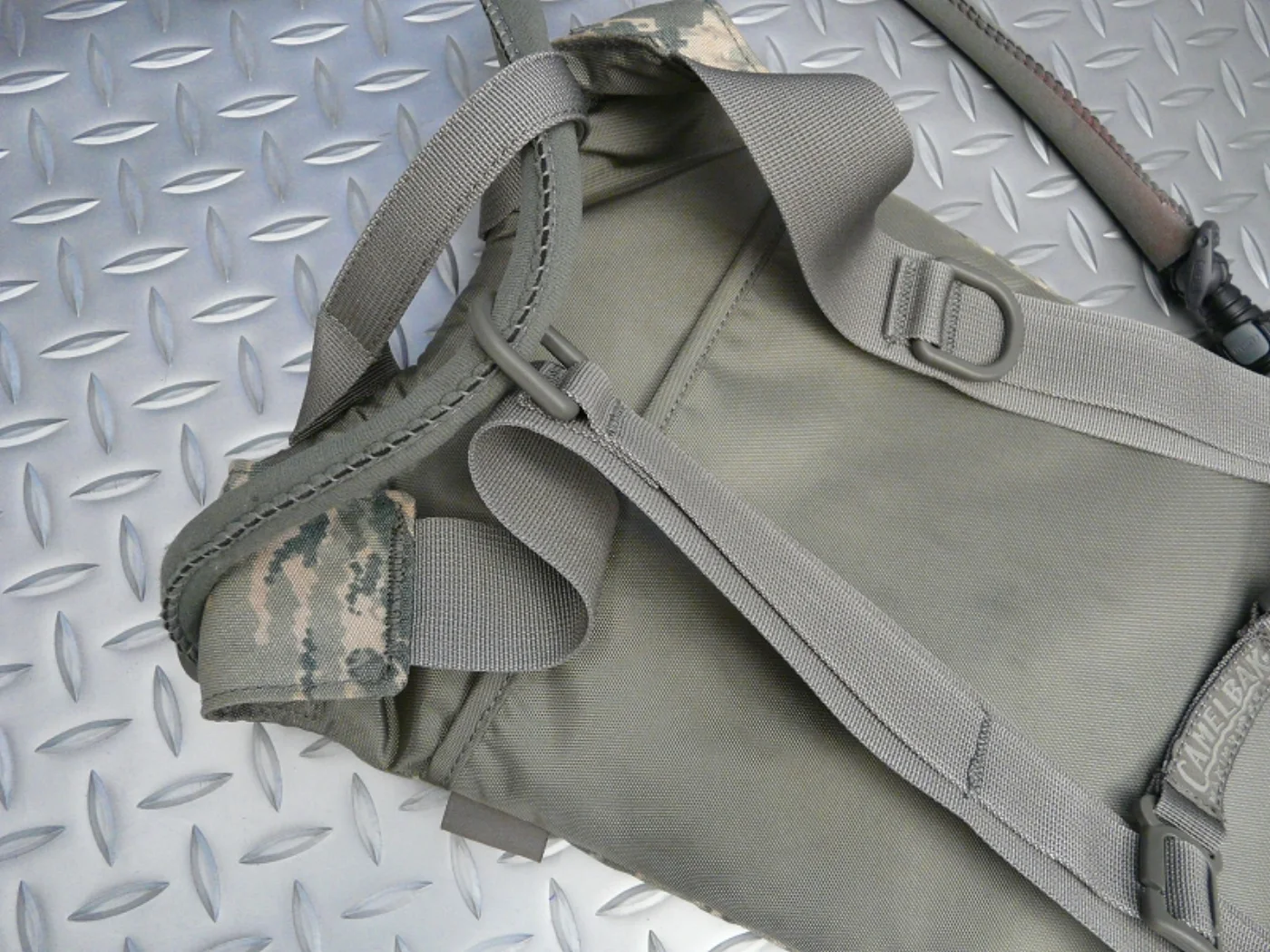 ミリタリーショップ 南国百貨店.COM|沖縄 USAF 空軍 エアフォース CAMELBAG レア！ [X-325] - 記録写真8
