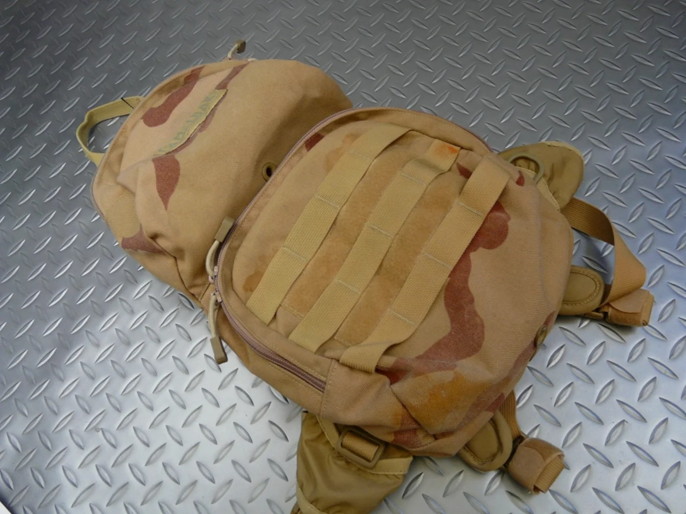 ミリタリーショップ 南国百貨店.COM|沖縄 3C CAMELBAG 水筒なし リュックサック [X-326] - 3C 記録写真2