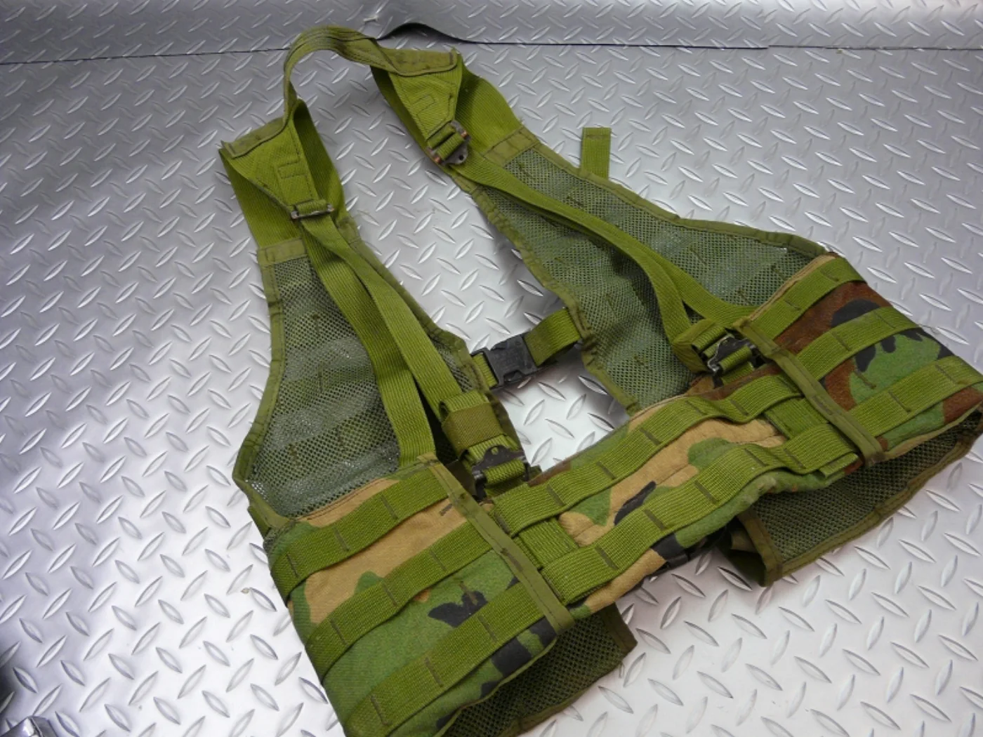 ミリタリーショップ 南国百貨店.COM|沖縄 MOLLE II VEST FIGHTING LOAD CARRIER ベ 記録写真4
