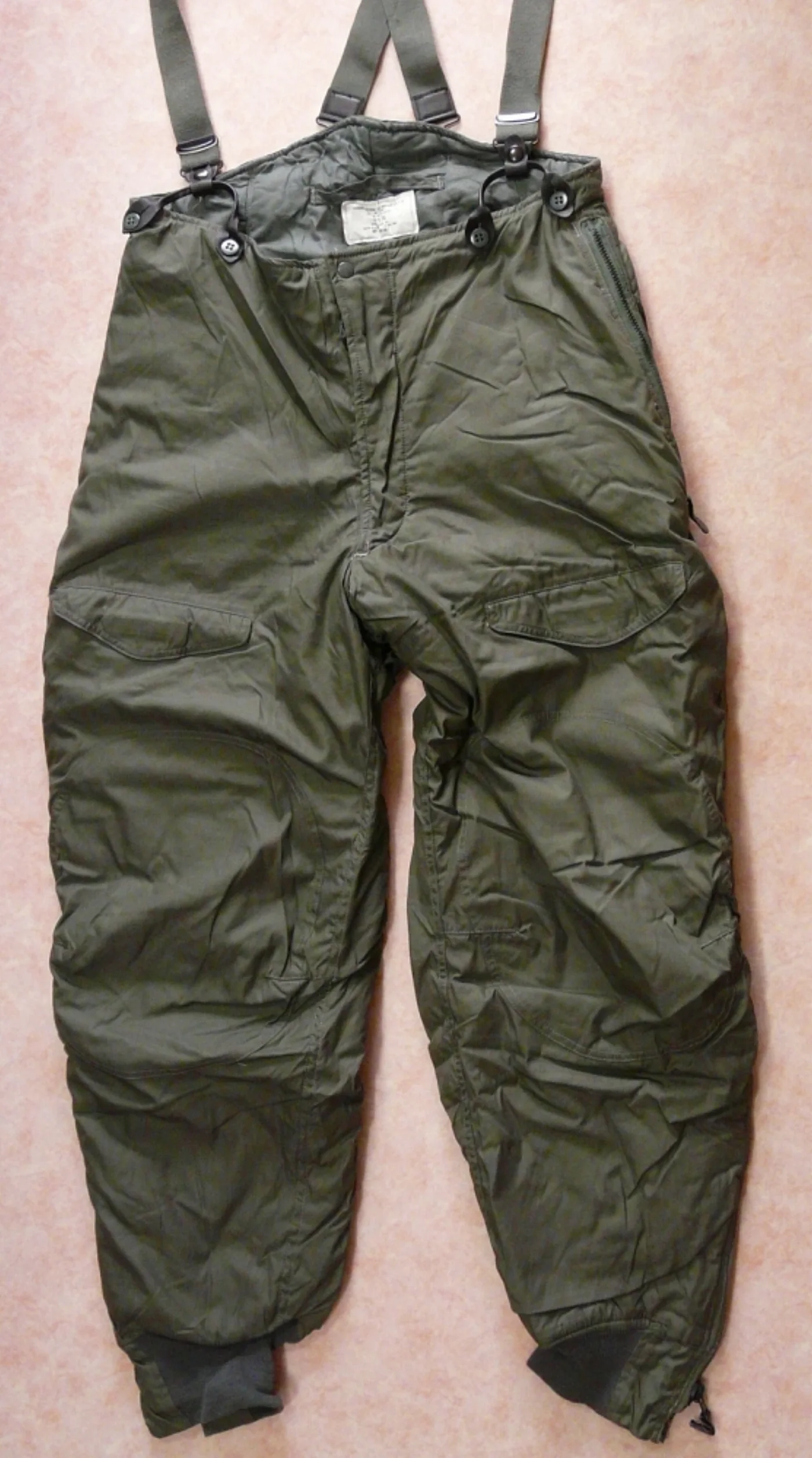 ミリタリーショップ 南国百貨店.COM|沖縄 極寒用パンツ F-1B SIZE 36 [Z Q-611] - 極寒用パン 記録写真2