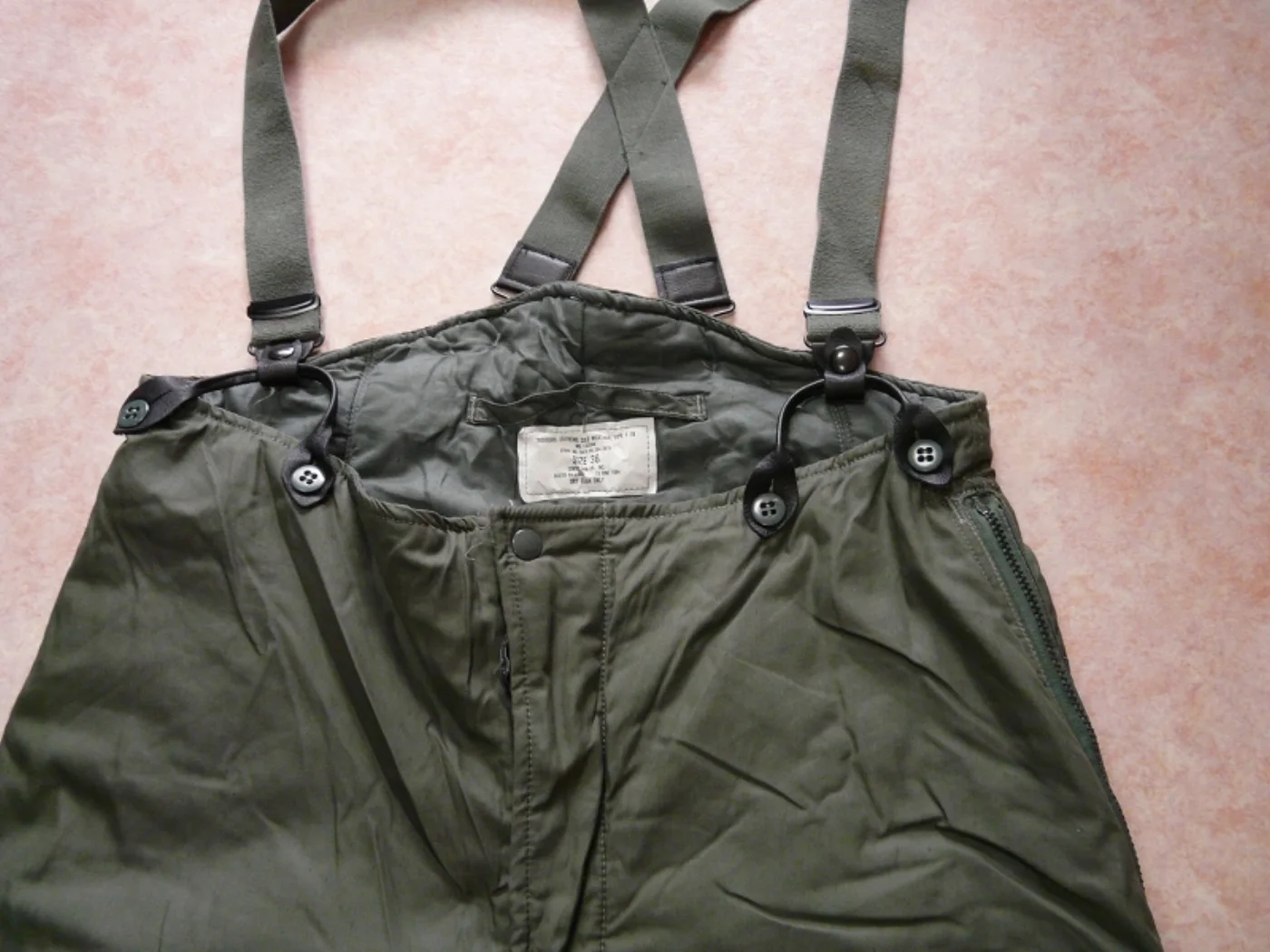 ミリタリーショップ 南国百貨店.COM|沖縄 極寒用パンツ F-1B SIZE 36 [Z Q-611] - 極寒用パン 記録写真5
