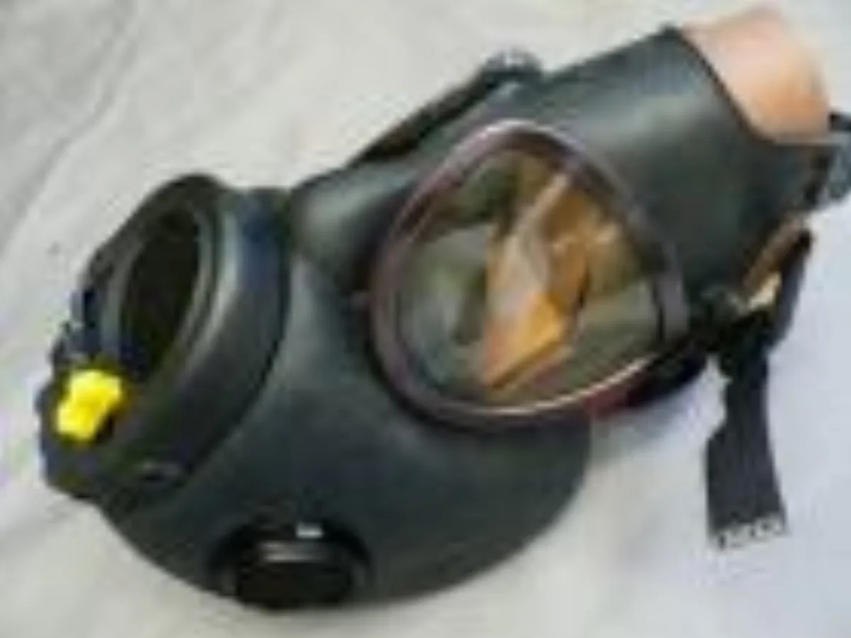 ミリタリーショップ 南国百貨店.COM|沖縄 MASK PROTECTIVE FIELD M17A1 デッドストック [ 記録写真1
