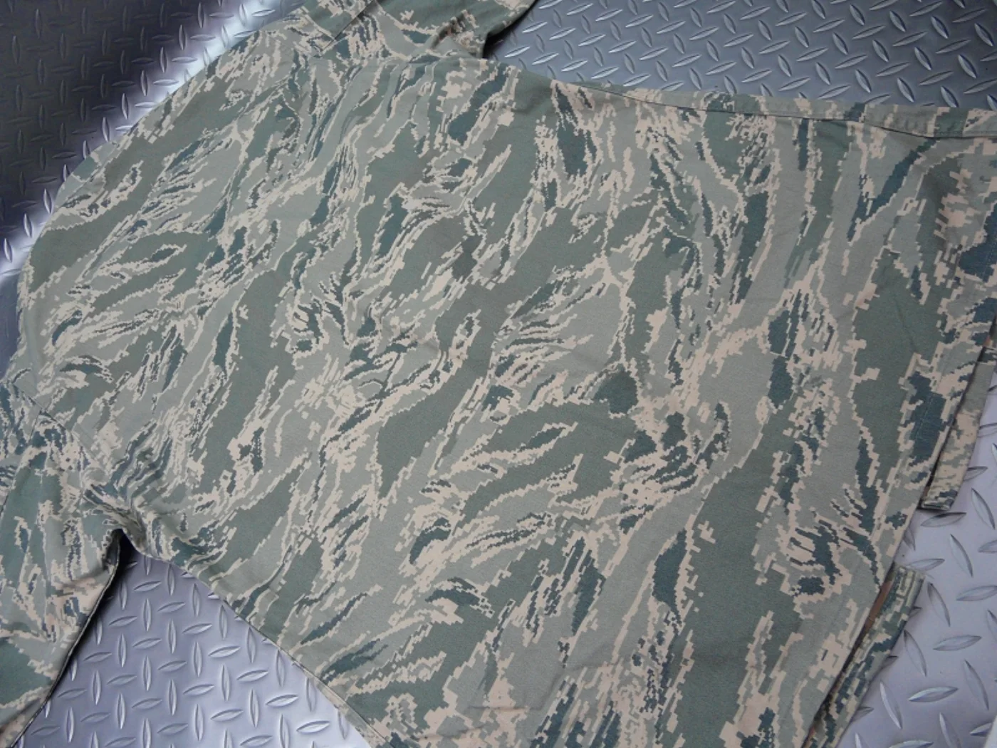 ミリタリーショップ 南国百貨店.COM|沖縄 ABU 米軍エアフォース ジャケット 38L [Z-1384] - ABU 記録写真7