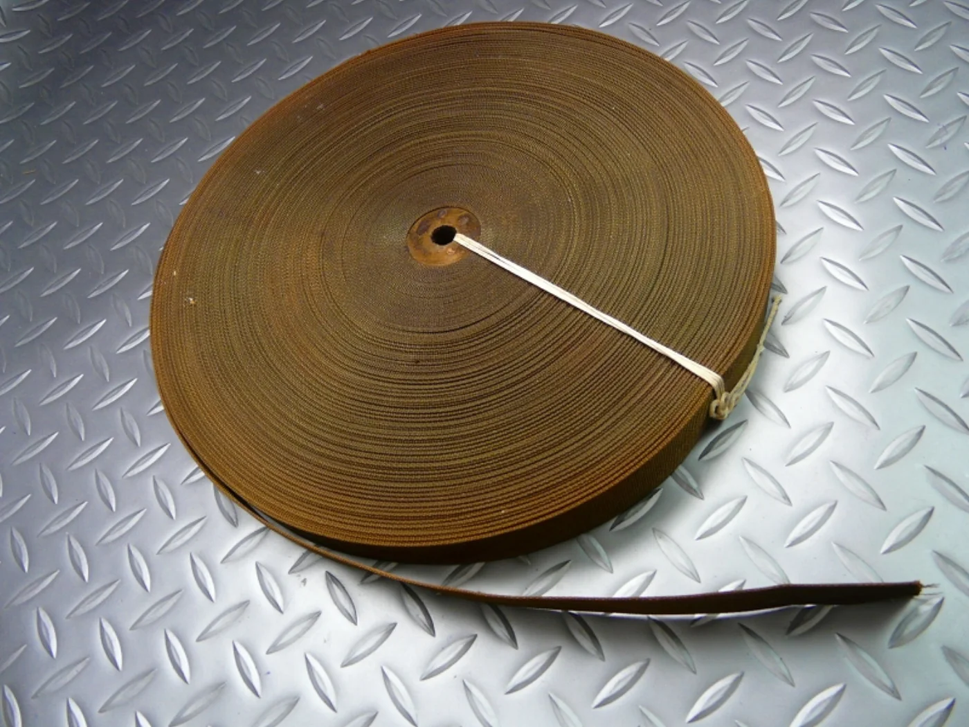 ミリタリーショップ 南国百貨店.COM|沖縄 ■切り売りサービス■平ロープ2.5cm x 1M 好きな長さをご注文下さい 記録写真2