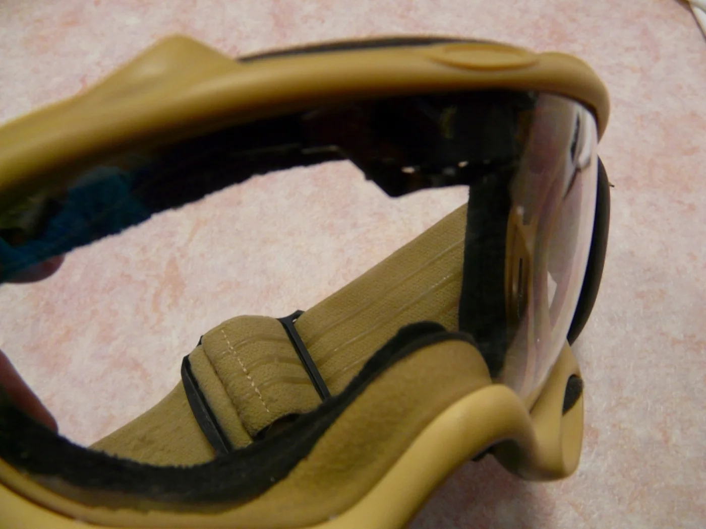 ミリタリーショップ 南国百貨店.COM|沖縄 OAKLEY タクティカルゴーグル Aフレーム ファン付き デザート ワケ 記録写真6