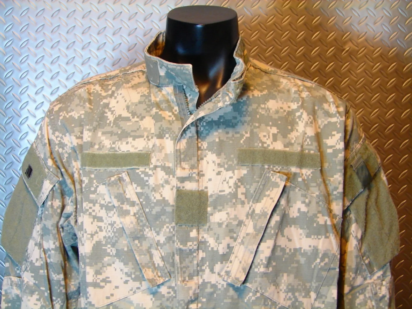 ミリタリーショップ 南国百貨店.COM|沖縄 ACU ジャケット L-R [FK-311] - ACU ジャケットサイズ 記録写真2