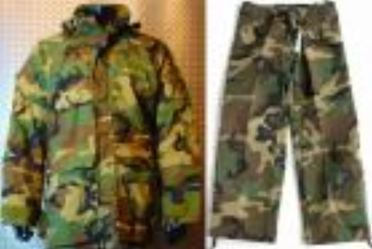 ミリタリーショップ 南国百貨店.COM|沖縄 ゴアテックス パーカーTYPE-II&パンツTYPE-I L-R 中古(新 記録写真1